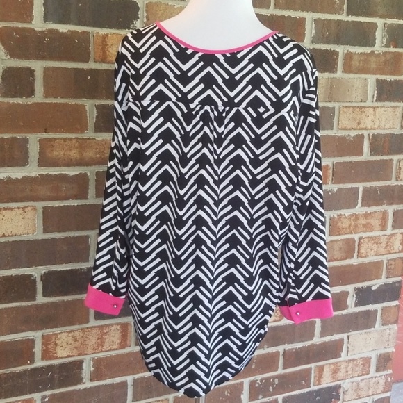 Blouse - Picture 2 of 5